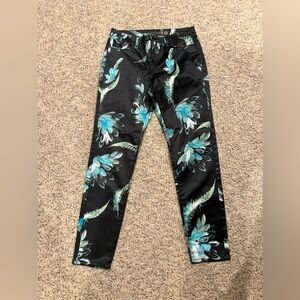 MARCHESA Voyage Feather Boho Jeans Size 28 NWT